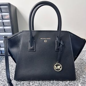Michale Kors Avril Large black leather handbag